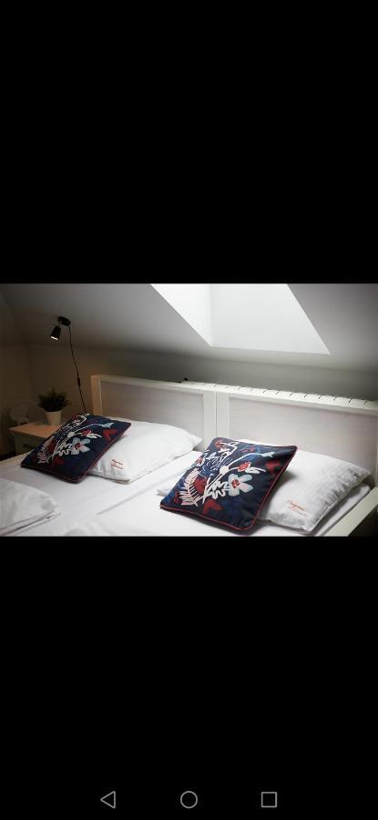 Karczma Karnasow Hotell Cisna Exteriör bild