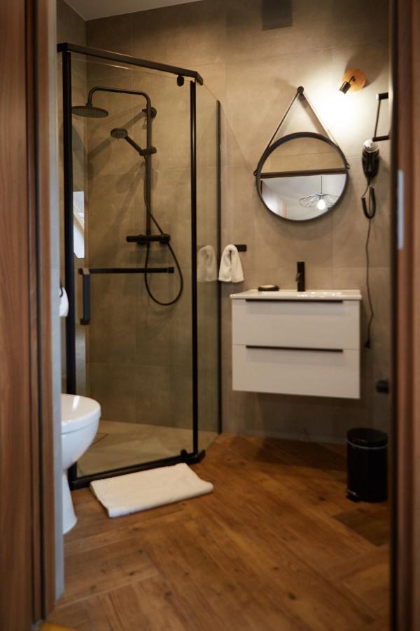 Karczma Karnasow Hotell Cisna Exteriör bild